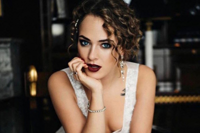 Аглаю Тарасову после смены имиджа сравнили с Гузеевой