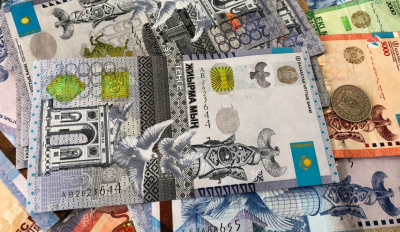 Курс тенге 2 мая: что происходит на валютном рынке