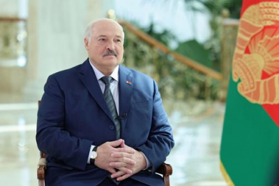 Лукашенко: наследники нацистов вновь пытаются сформировать бронированный кулак для броска на восток