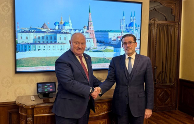 Полпред Татарстана встретился с послом Ирака в России