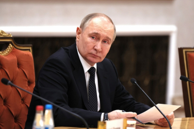 Запад готовится к переговорам с Путиным: реакция Кремля вызвала истерику в Киеве