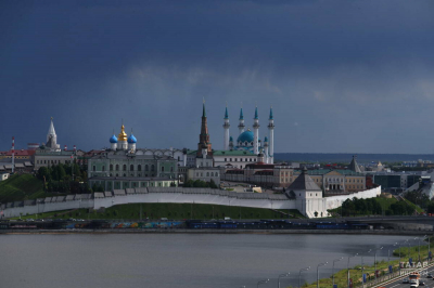 На Татарстан при сохраняющейся жаре обрушатся ливни, грозы, крепкий ветер и град