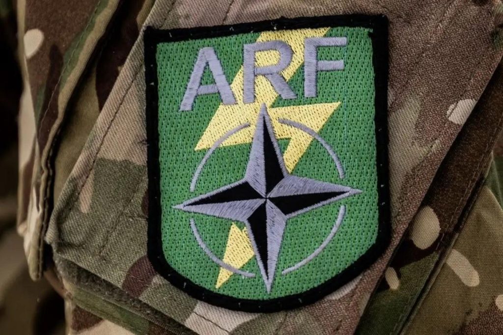 «Оборонный альянс» против «арсенала»: НАТО ответило на предупреждение России по Калининграду