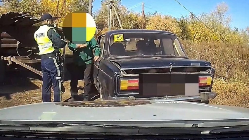Чтобы не чувствовать боль: акмолинец назвал причину своего поведения, но полицию не убедил