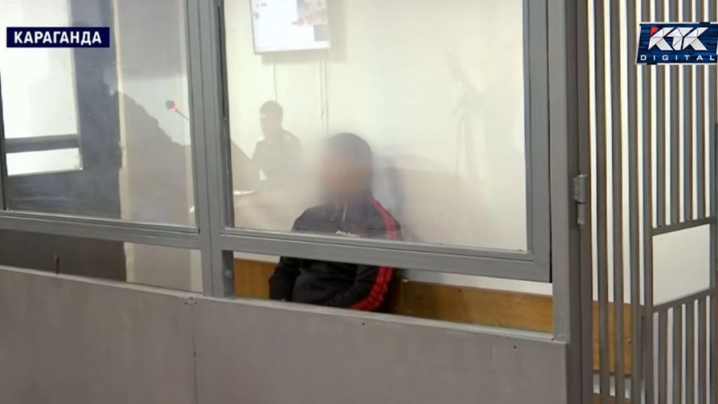 Тело девушки нашли в опорном пункте: в Караганде начался закрытый суд над экс-полицейским
