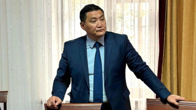 Матери казахстанского депутата пришлось выплачивать оформленный мошенниками кредит