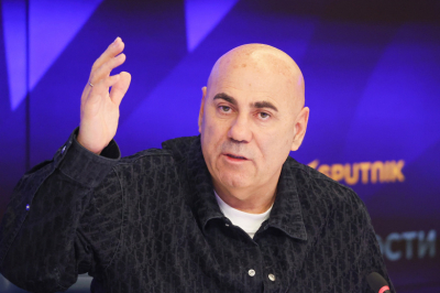 Пригожин ответил на слухи о его разводе с Валерией