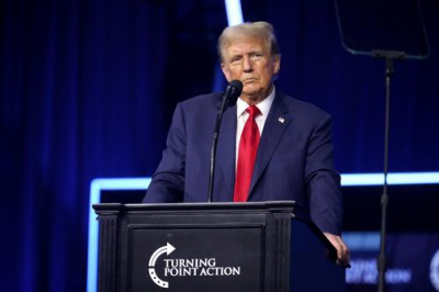 Трамп отказался подписывать указ об ИИ после предупреждений лидеров отрасли, сообщила Washington Post