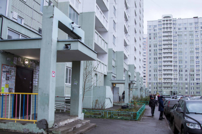 В Москве жильцы 47-этажки пожаловались на проблемы с лифтами