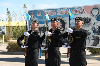 В бригаде морской пехоты провели торжественный ритуал прощания с Боевым знаменем
