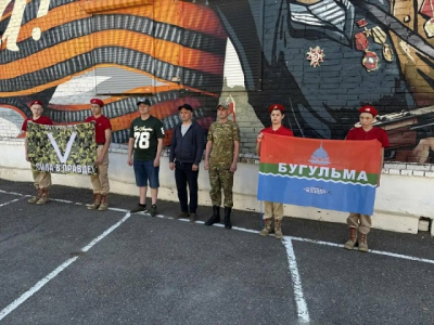 Из Бугульмы отправили резервиста в мобильные огневые группы и двух контрактников в зону СВО
