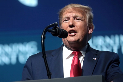 Трамп пообещал вернуть антироссийские санкции в нефтяной отрасли