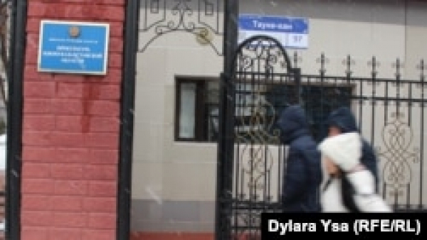В Шымкенте на языкового активиста наложили штраф после публикации в соцсети