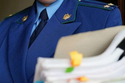 В Казани арестовали курьера мошенников, забравшего у ребенка украшения на 2 млн рублей