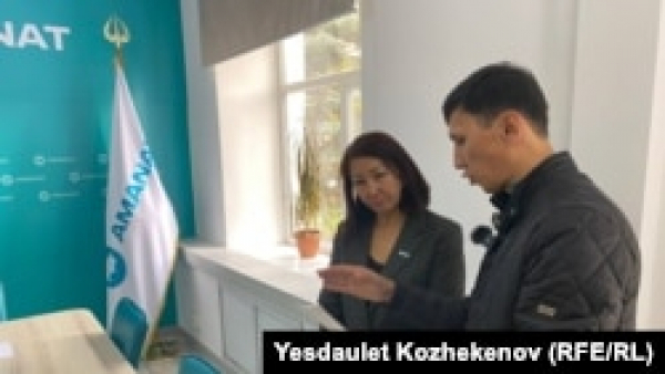 Алматинский активист Достияров призвал партию власти «Аманат» попросить прощения у народа