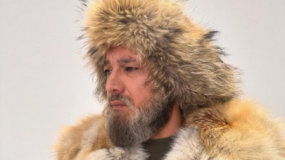 "Настоящий батыр с волчьим нравом": Берик Айтжанов предстал в колоритном образе