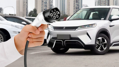 Кроссовер BYD YUAN UP не захотел заряжаться сразу