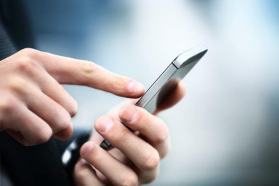 Из еGov mobile исчез опрос о переводе времени
