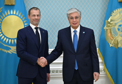 Президент встретился с главой УЕФА